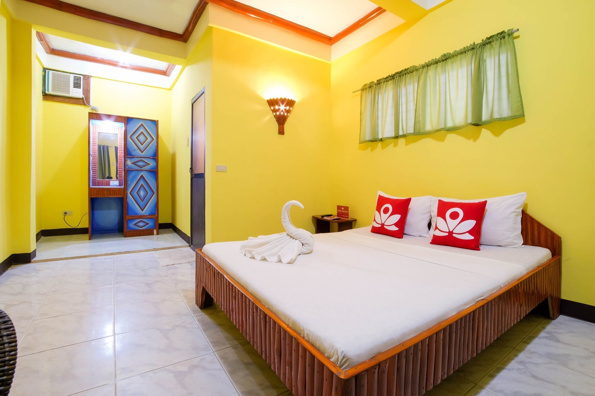 Zen Rooms White Beach Puerto Galera Eksteriør billede