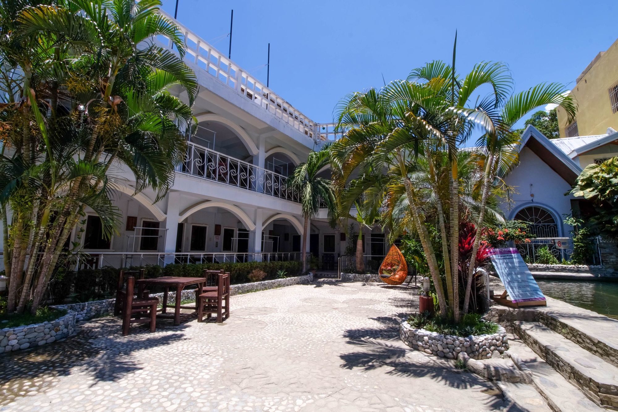 Zen Rooms White Beach Puerto Galera Eksteriør billede